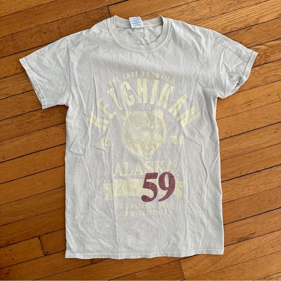 Super soft GILDAN Tee - Urbans - Picture 2 of 6